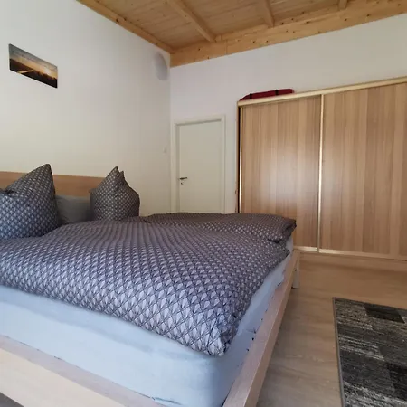 Ferienhaeuser-klapproth * Stiege